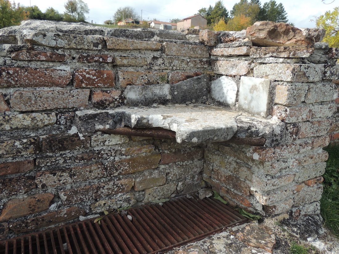 Baths of Alba Fucens-11.JPG